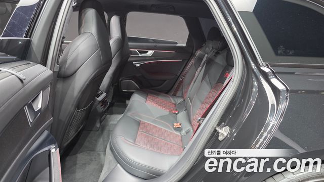 Audi RS6 4.0 TFSI Quattro Avant Performance