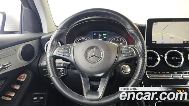 Mercedes-Benz GLC-Class GLC350e 4MATIC