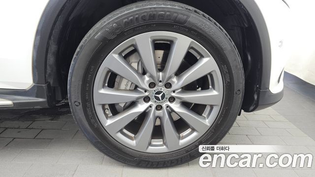 Mercedes-Benz GLC-Class GLC350e 4MATIC