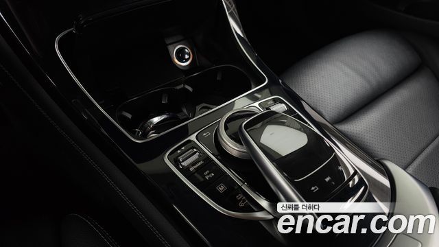 Mercedes-Benz GLC-Class GLC350e 4MATIC