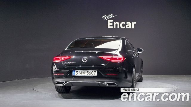 Mercedes-Benz CLS-Class CLS300d AMG Line