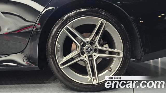 Mercedes-Benz CLS-Class CLS300d AMG Line