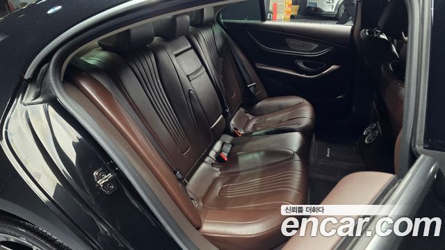 Mercedes-Benz CLS-Class CLS300d AMG Line