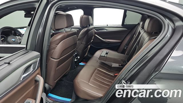 BMW 5-Series 520d M Sport Package Plus