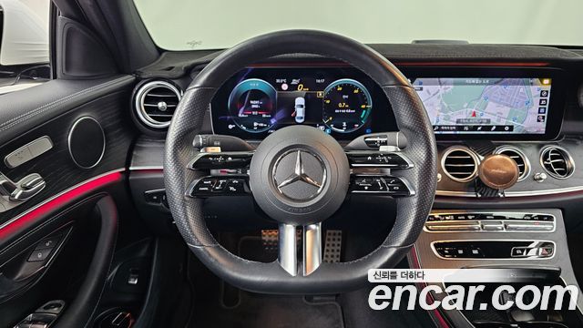 Mercedes-Benz E-Class E220d 4MATIC AMG Line