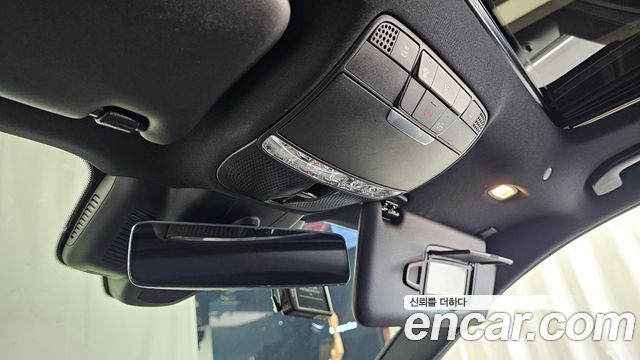 Mercedes-Benz E-Class E220d 4MATIC AMG Line