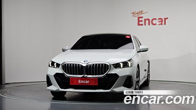 BMW 5-Series 530i xDrive M Sport