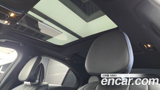 Mercedes-Benz E-Class E300 4MATIC Exclusive