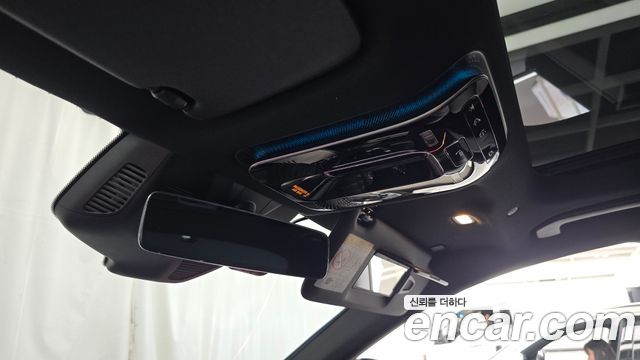 Mercedes-Benz E-Class E300 4MATIC Exclusive