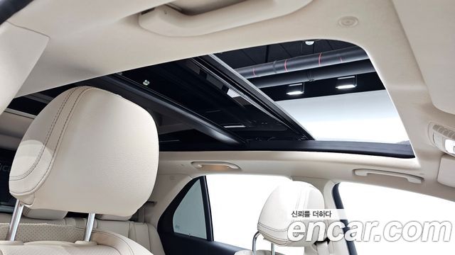 Mercedes-Benz GLE-Class GLE300d 4MATIC