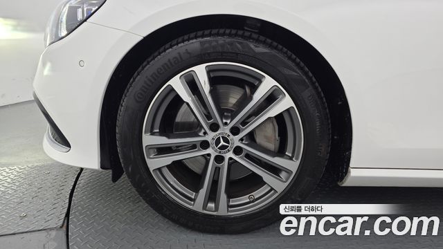 Mercedes-Benz E-Class E350 4MATIC Avantgarde