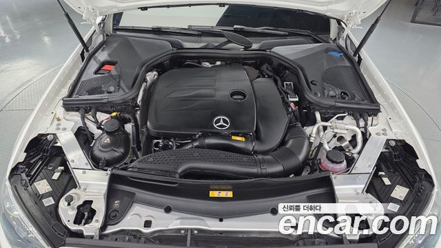 Mercedes-Benz E-Class E350 4MATIC Avantgarde