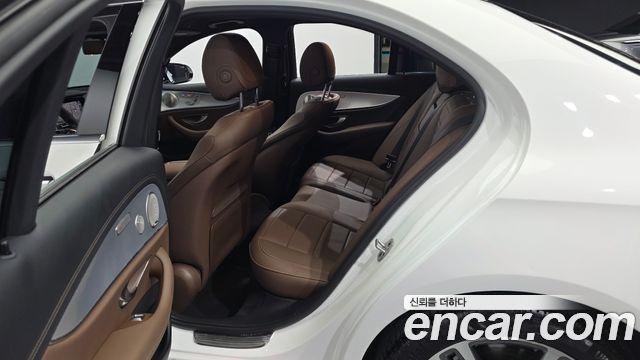Mercedes-Benz E-Class E350 4MATIC Avantgarde