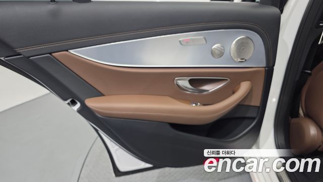 Mercedes-Benz E-Class E350 4MATIC Avantgarde
