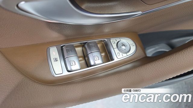 Mercedes-Benz E-Class E350 4MATIC Avantgarde