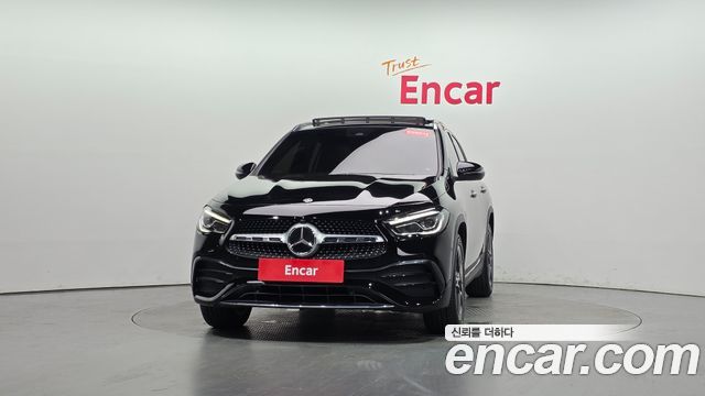 Mercedes-Benz GLA-Class GLA250 4MATIC