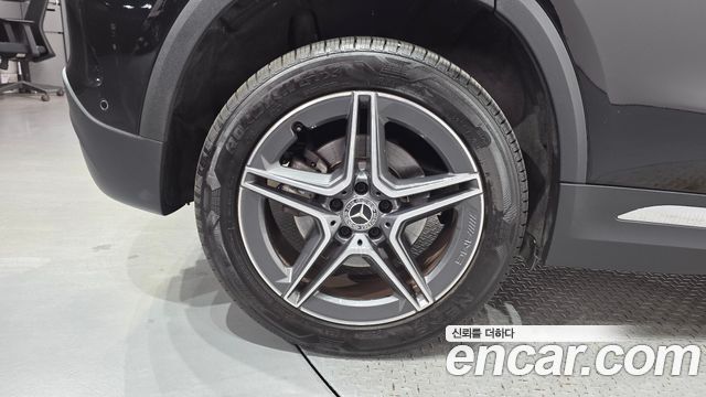 Mercedes-Benz GLA-Class GLA250 4MATIC