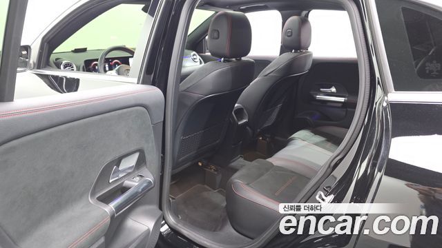 Mercedes-Benz GLA-Class GLA250 4MATIC