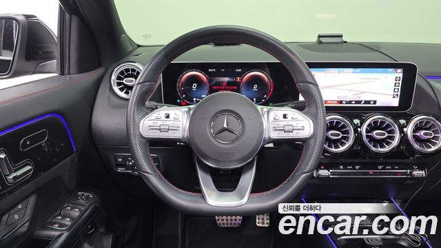 Mercedes-Benz GLA-Class GLA250 4MATIC