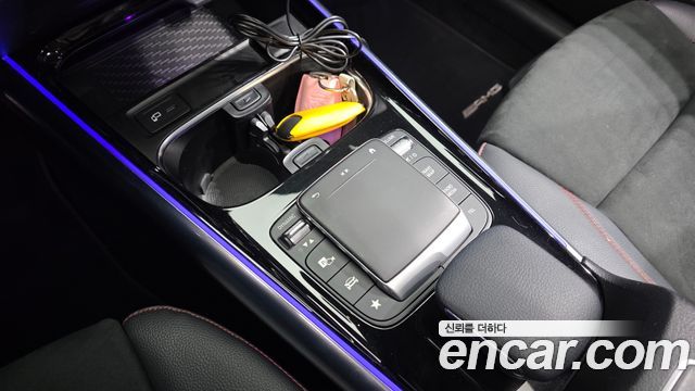 Mercedes-Benz GLA-Class GLA250 4MATIC
