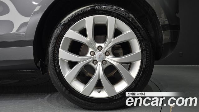 Land Rover Range Rover Evoque P250 SE