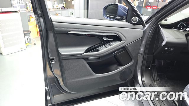 Land Rover Range Rover Evoque P250 SE