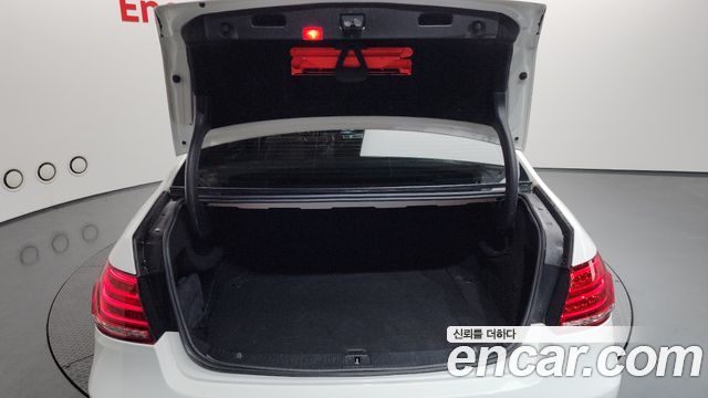 Mercedes-Benz E-Class E220 Bluetec Avantgarde Sport