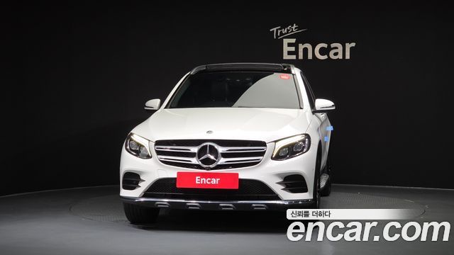 Mercedes-Benz GLC-Class GLC300 4MATIC AMG Line