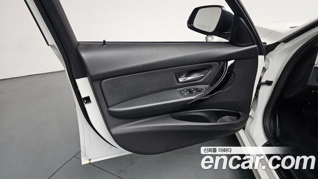 BMW 3-Series 320d