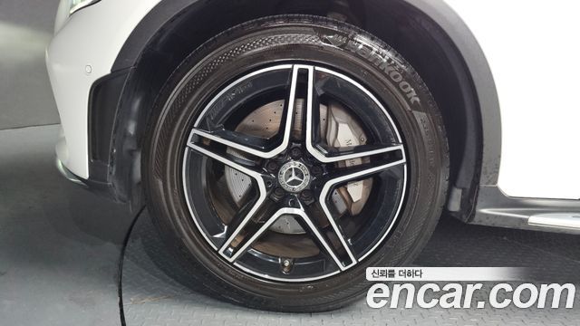 Mercedes-Benz GLC-Class GCL300 4MATIC Coupe