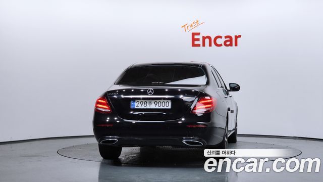 Mercedes-Benz E-Class E250 Avantgarde
