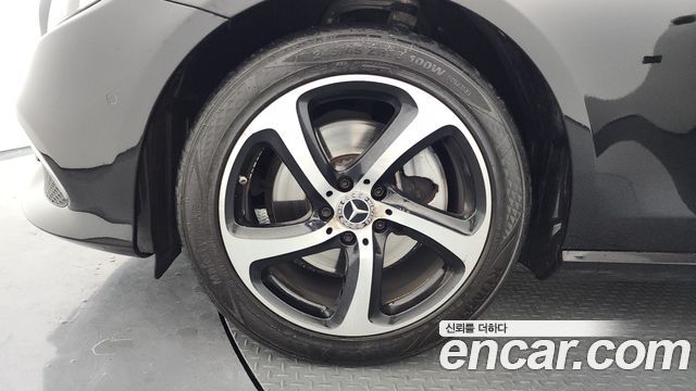 Mercedes-Benz E-Class E250 Avantgarde