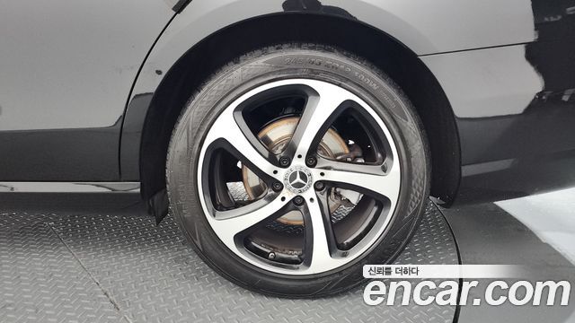 Mercedes-Benz E-Class E250 Avantgarde