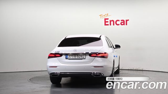 Mercedes-Benz E-Class E250 Avantgarde