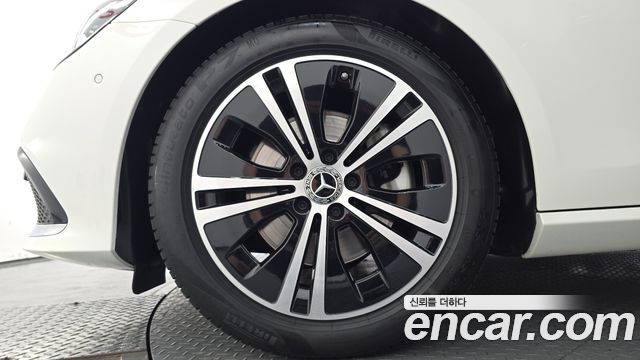 Mercedes-Benz E-Class E250 Avantgarde