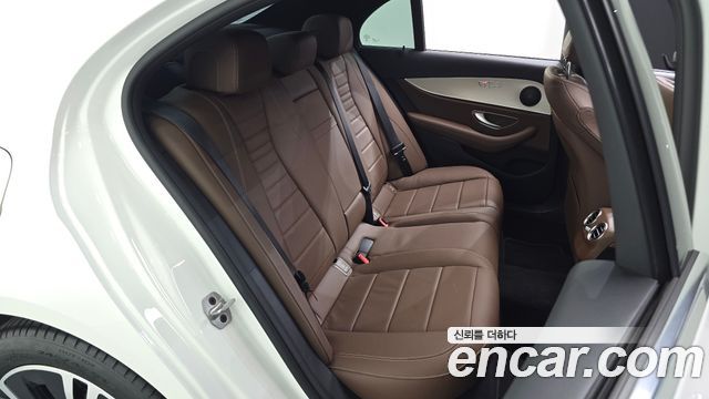 Mercedes-Benz E-Class E250 Avantgarde