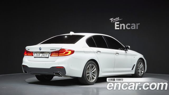 BMW 5-Series 520d xDrive M Sport Package Plus