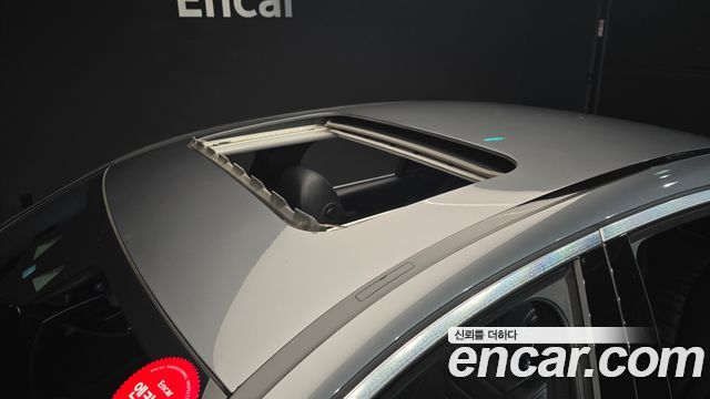 Mercedes-Benz E-Class E300 4MATIC Avnatgarde
