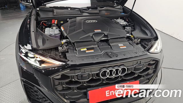 Audi Q8 55 TFSI Quattro Premium