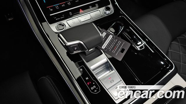 Audi Q8 55 TFSI Quattro Premium