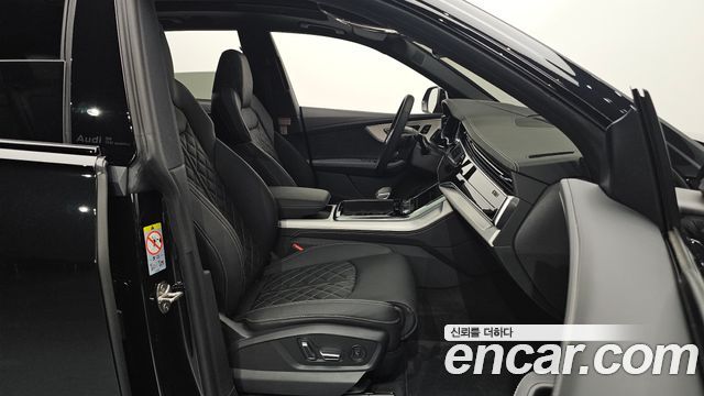Audi Q8 55 TFSI Quattro Premium