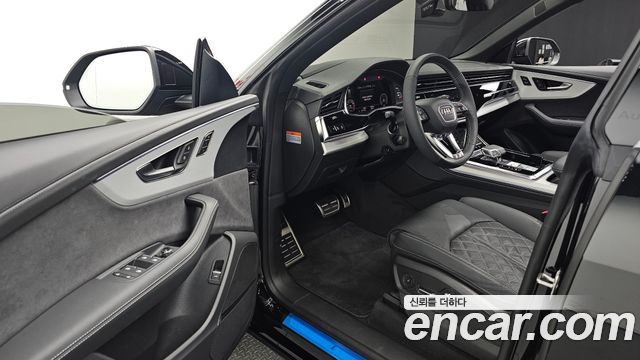 Audi Q8 55 TFSI Quattro Premium