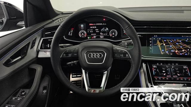 Audi Q8 55 TFSI Quattro Premium