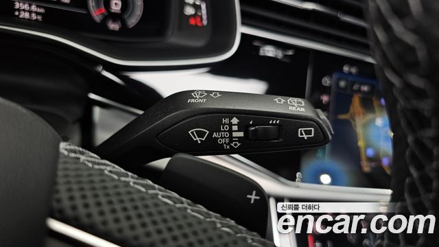 Audi Q8 55 TFSI Quattro Premium