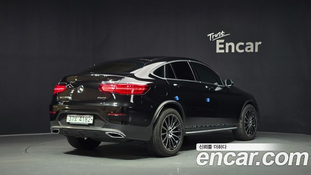 Mercedes-Benz GLC-Class GLC220 d 4MATIC Premium Coupe