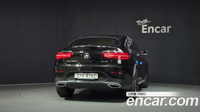 Mercedes-Benz GLC-Class GLC220 d 4MATIC Premium Coupe