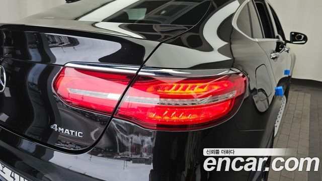 Mercedes-Benz GLC-Class GLC220 d 4MATIC Premium Coupe