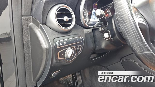 Mercedes-Benz GLC-Class GLC220 d 4MATIC Premium Coupe