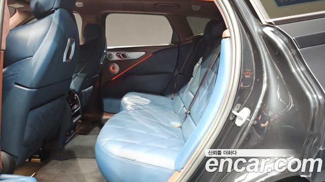 BMW XM 4.4