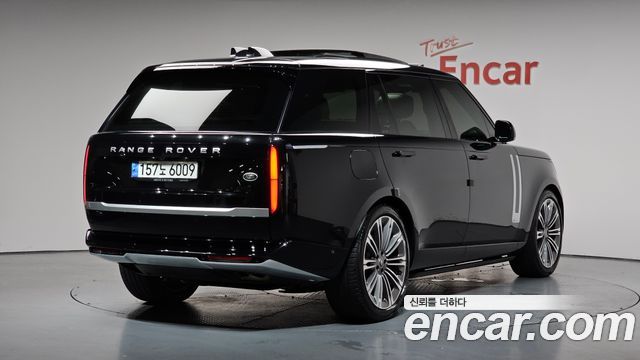 Land Rover Range Rover P530 Autobiography Long Wheel Base